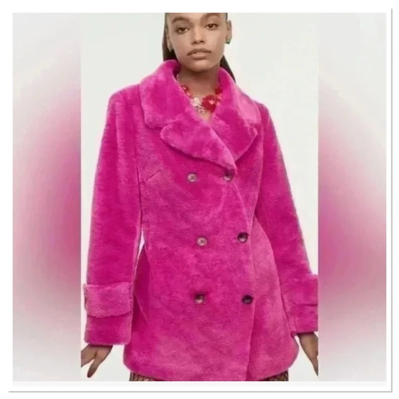 Betsey Johnson Jackets & Blazers - Betsy Johnson Women’s Plush Double-Breasted Faux Fur Coat Hot Pink Fuchsia Sz S